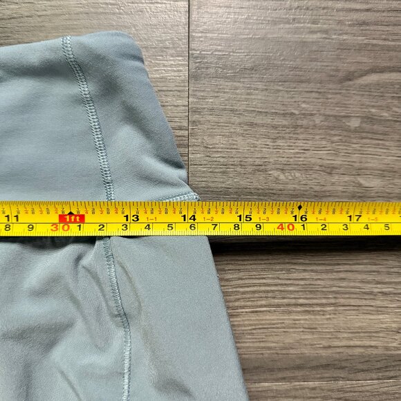 Lululemon Women's Speed Up Short Long *4" Updated Fit - Light Blue - Picture 9 of 11